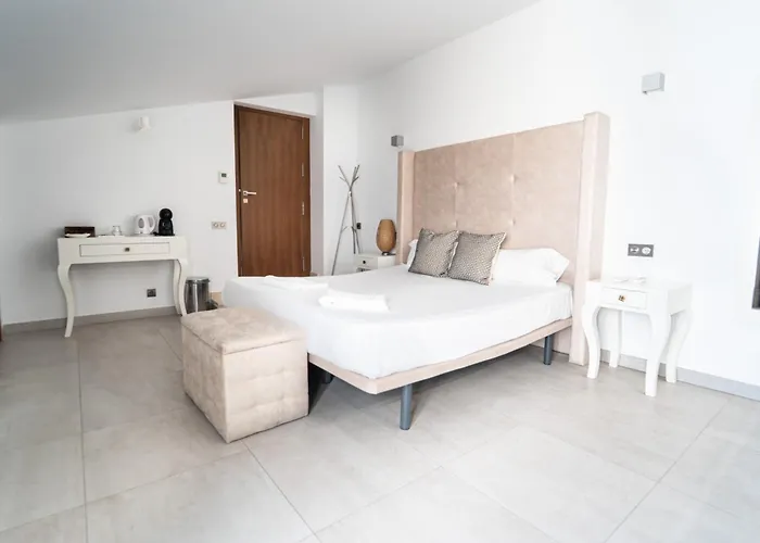 Gav Espinel Centro Apartment