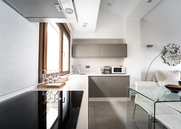 Gav Espinel Centro * 龙达