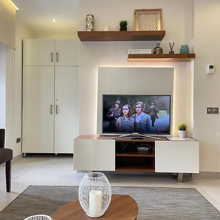 Gav Espinel Centro Apartment