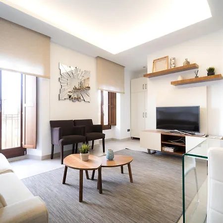 Gav Espinel Centro Apartman *