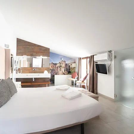 Gav Espinel Centro * Ronda